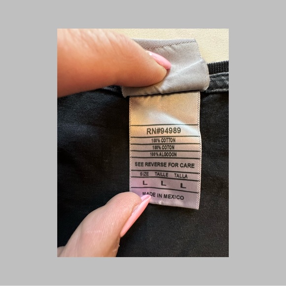 Campus Lifestyle Oregon Ducks Tshirt Size large black distressed look material - Picture 5 of 7